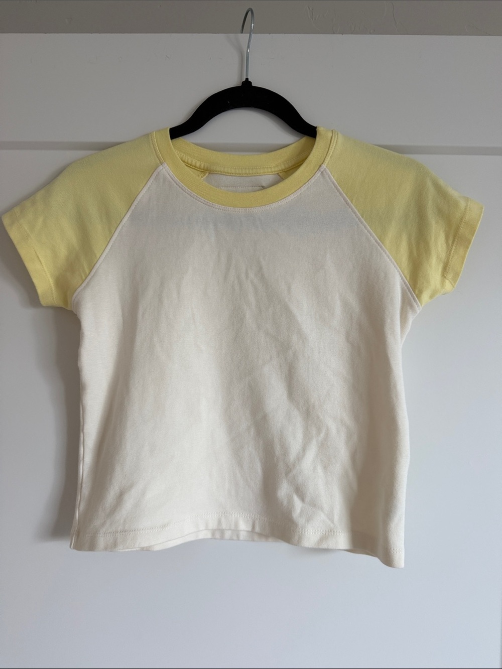 Daily Drills Raglan Tee- Lemonade and Cream